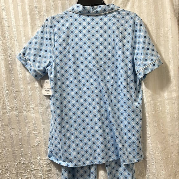Liz Claiborne Pajamas, Size S, Button Front with Elastic waist pants. NWT - Picture 4 of 5